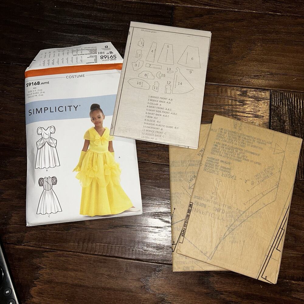 Simplicity Sewing Pattern 9168 Children's & Girls' Princess Costumes Size (3-6)